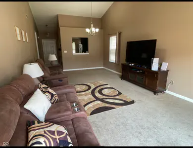5360 Lakeside Manor Drive, Indianapolis