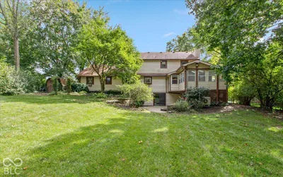 400 E Greyhound Pass, Carmel - 34