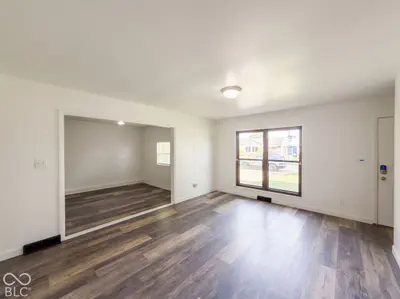 1036 Eastlawn Drive, Whiteland - 8