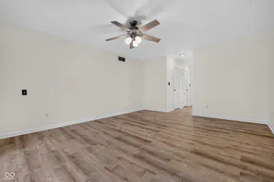 8169 Upper Bay Lane, Indianapolis - 32