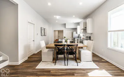 2015 Columbia Avenue, Indianapolis - 11