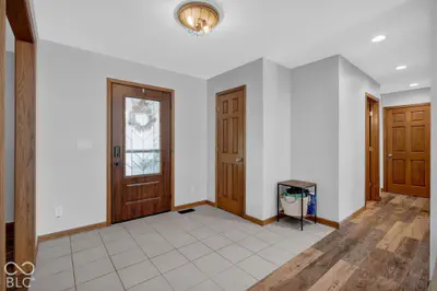 2151 Dogwood Trail, Seymour - 6