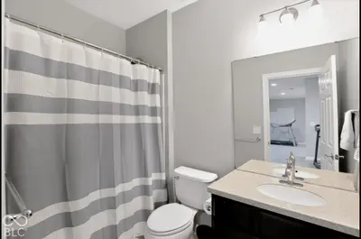 8856 Spring Violet Place, Zionsville - 48