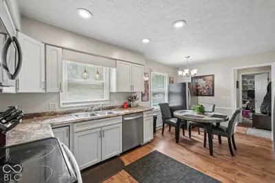 3715 Chadwick Drive, Carmel - 16