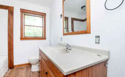 6166 County Road 200, Seymour - 40