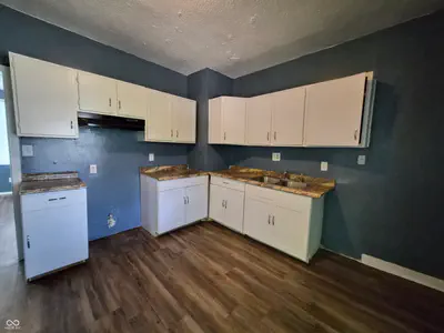 2755 Dearborn Street, Indianapolis - 32