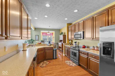 12961 Merlot Lane, Fishers - 2