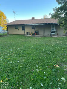 310 Shelton, Whiteland - 3