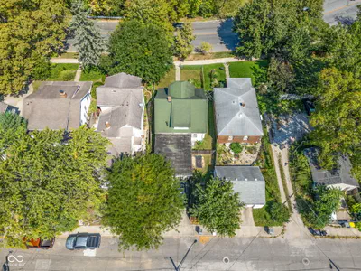 2619 Brookside Parkway South Drive, Indianapolis - 26