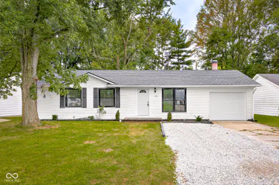420 Redwood Drive, Seymour