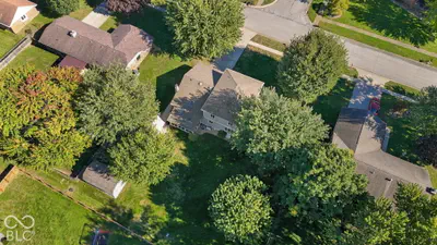 592 Echo Bend Boulevard, Greenwood - 64