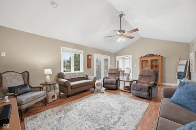 209 Copperwood Court, Muncie - 11