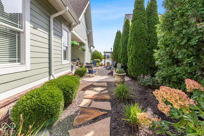 15160 Hampworth Drive, Carmel - 34