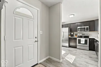 5914 Woodcote Drive, Indianapolis - 4