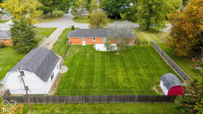 7665 Jennifer Lane, Brownsburg - 24