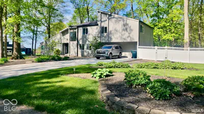4701 Weir Drive, Muncie - 2