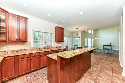 11651 Skyhawk Court, Fishers - 10