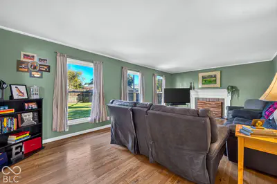 1602 Crescent Drive, Columbus - 15
