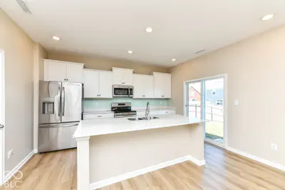 1643 N Sailboat Drive, Greenfield - 14