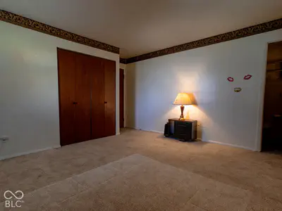 1231 E New Road, Greenfield - 20