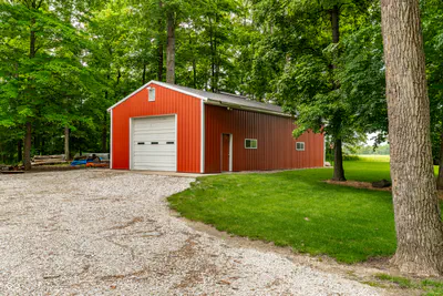 1653 300, Greenfield - 41