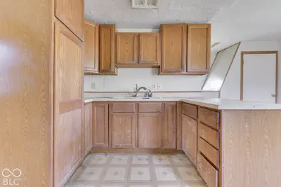 256 W Gimber Street, Indianapolis - 6