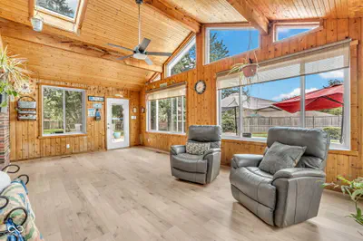 1221 Normandie Court, Avon - 6