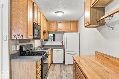 1030 New Jersey Street, Indianapolis - 8