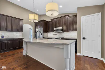 8625 Douglaston Court, Indianapolis - 12
