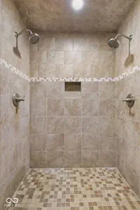5739 Paradise Drive, Martinsville - 18