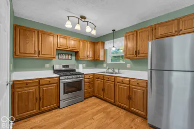 902 Sweetbriar Avenue, Whiteland - 7