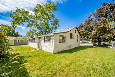 517 Leland Street, Fortville - 28