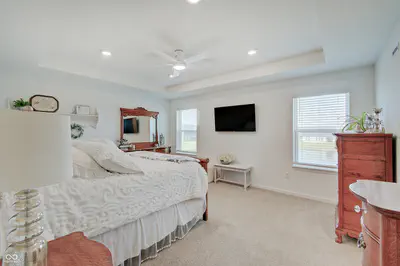 64 Sterling Place, New Whiteland - 27