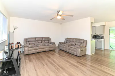 10056 126 Street, Fishers - 4