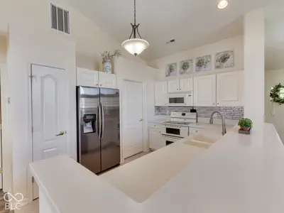 6037 Riva Ridge Drive, Indianapolis - 21