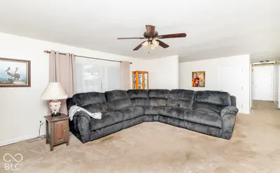 10997 Co Rd 800 N, Seymour - 33