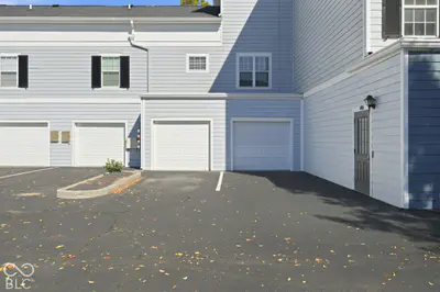 2121 Grenville Street, Carmel - 36