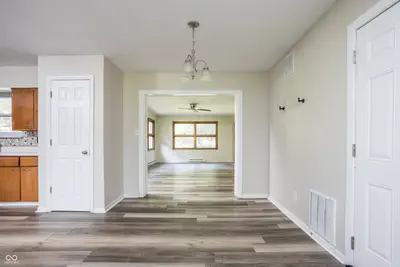 10461 Woodlawn Drive, Carmel - 12