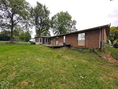 1640 South, Columbus - 39