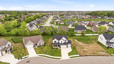 4724 White Willow Way, New Palestine - 51
