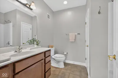 9772 Herons Cove, Carmel - 21