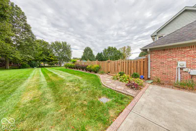 7044 Oakbay Drive, Noblesville - 43
