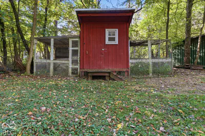 9681 Short Chute, Morgantown - 39