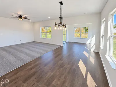 9831 Mystic Sun Court, Fishers - 6
