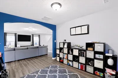 4511 Redhaven Drive, Indianapolis - 34