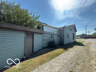 315 4th Street, Seymour - 3