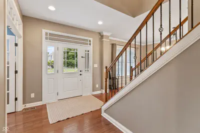 9862 Wading Crane Avenue, Fishers - 16