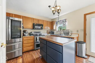 9960 Youngwood Lane, Fishers - 7