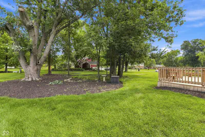 7820 Scarborough Blvd South Drive, Indianapolis - 56