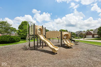 3992 Rowlett Place, Carmel - 53